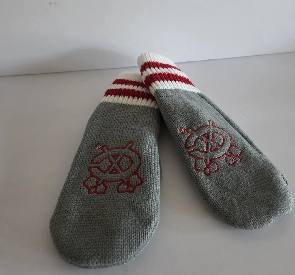 Blackhawks Gray and Red Knit Mittens with Striped Cuffs One Size Youth